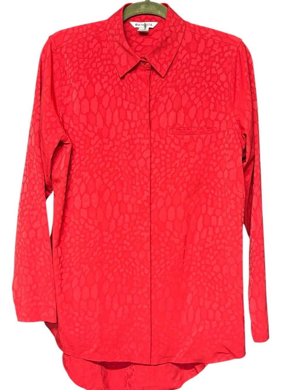 Athleta Animal Print Button Down Blouse Medium Stretch Travel Work Shirt